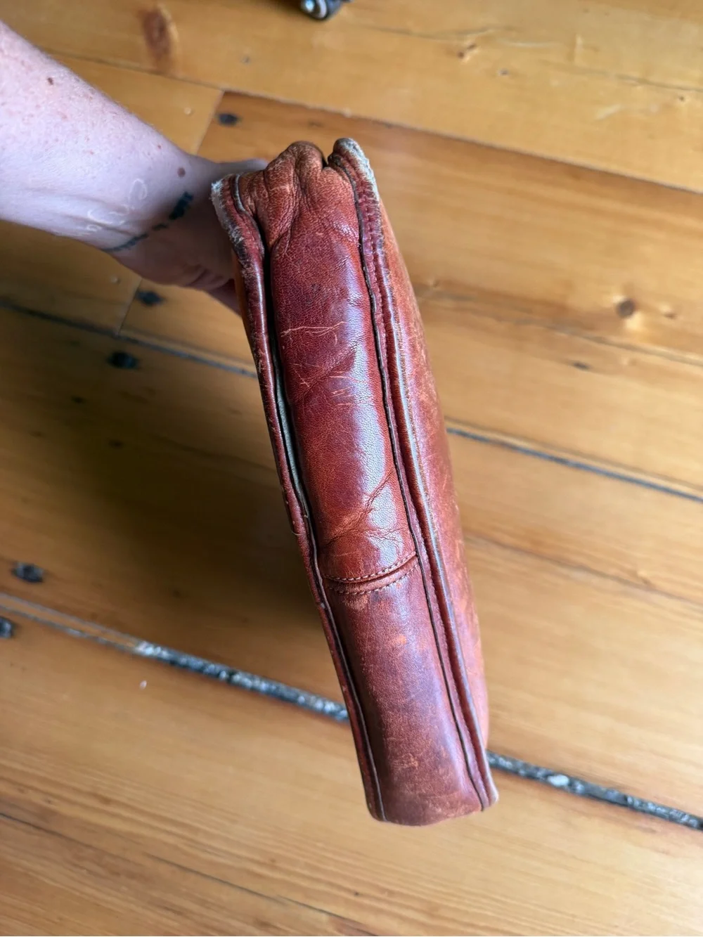 Vintage Brown Leather Zip Pouch
